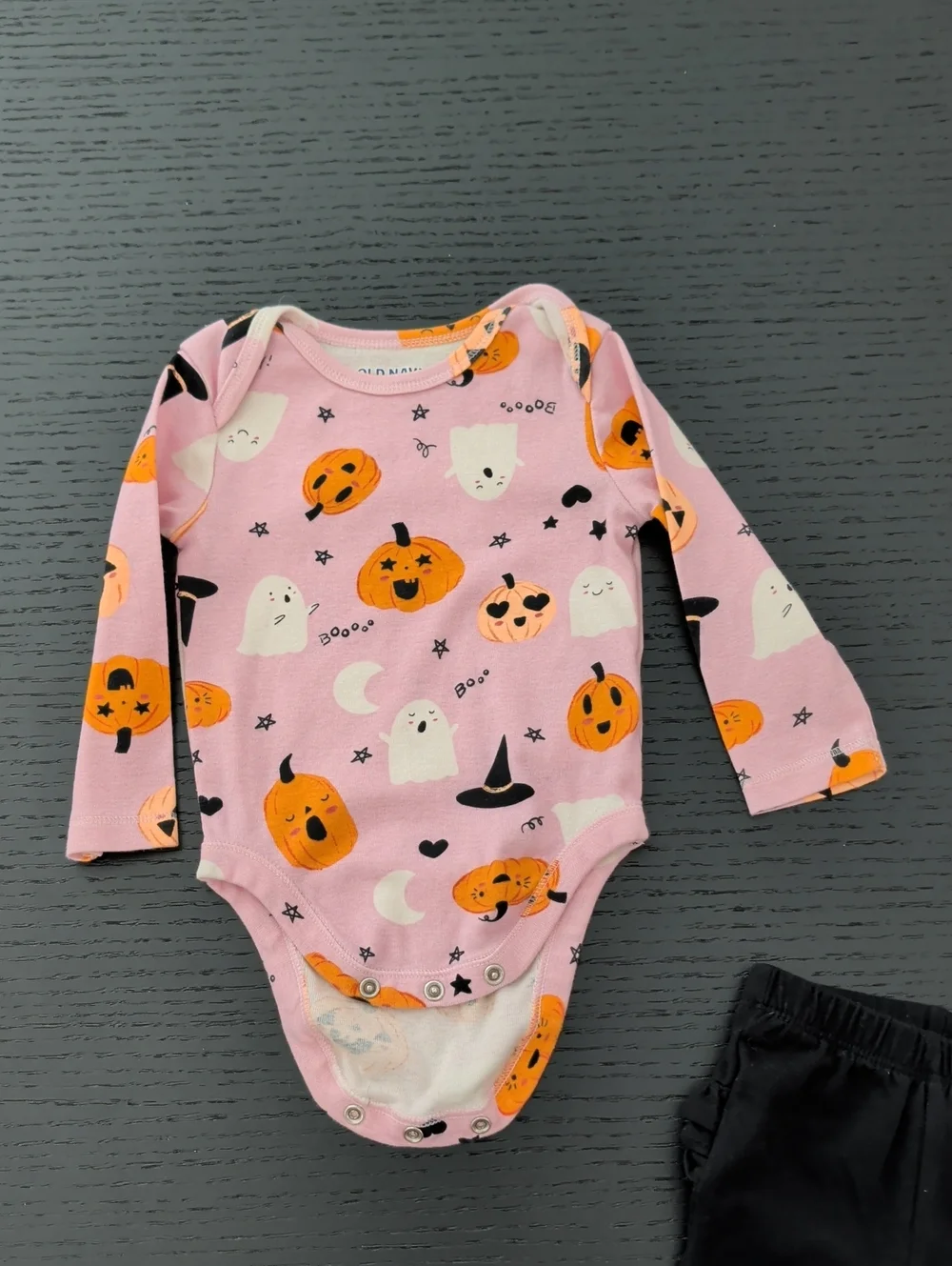 2 Piece Old Navy Halloween Onesie & Black Ruffle Butt Pants Girl 6 - 12 Months